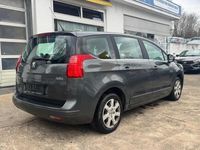 Gebraucht Peugeot 5008 Premium 109 PS (80 kW) 2009 Grau Van / Kleinbus