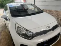 Gebraucht Kia Rio 86 PS (63 kW) 2013 Weiß Limousine