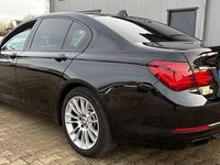 Gebraucht BMW 740 313 PS (230 kW) 2014 Schwarz Limousine