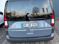 Gebraucht VW Caddy Goal 102 PS (75 kW) 2024 Grau Van / Kleinbus