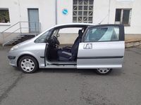 Gebraucht Peugeot 1007 109 PS (80 kW) 2007 Silber Van / Kleinbus