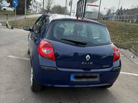Gebraucht Renault Clio II 101 PS (74 kW) 2007 Blau Kleinwagen