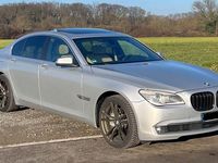 Gebraucht BMW 740 306 PS (225 kW) 2012 Silber Limousine