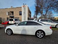 Gebraucht Audi A6 Ambiente 177 PS (130 kW) 2014 Weiß Limousine