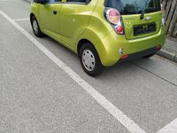Gebraucht Chevrolet Spark 68 PS (50 kW) 2010 Grün Kleinwagen
