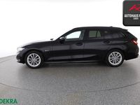 Gebraucht BMW 320e Shadowline 204 PS (150 kW) 2022 Schwarz ii Kombi