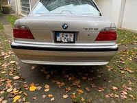 Gebraucht BMW 740L Basis 286 PS (210 kW) 2001 Silber Limousine