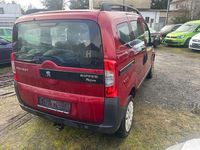 Gebraucht Peugeot Bipper Basis 73 PS (53 kW) 2010 Rot Van / Kleinbus