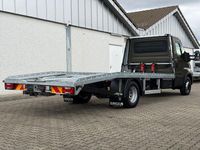 Gebraucht Iveco Daily 209 PS (153 kW) 2016 Grün
