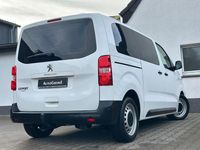 Gebraucht Peugeot Expert 179 PS (131 kW) 2019 Weiß Van