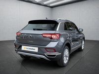 Gebraucht VW T-Roc 150 PS (110 kW) 2025 Grau SUV