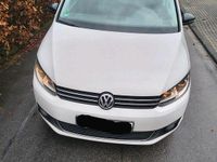 Gebraucht VW Touran Match 140 PS (102 kW) 2012 Weiß Van / Kleinbus