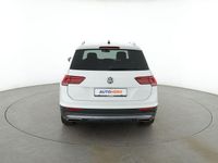 Gebraucht VW Tiguan Allspace Comfortline 150 PS (110 kW) 2019 Weiß SUV