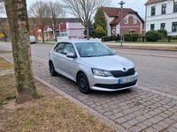 Second-hand Skoda Fabia 2017 Argintiu Hatchback