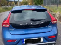 Gebraucht Volvo V40 R-Design 122 PS (89 kW) 2019 Blau Limousine