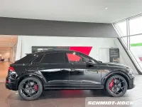 Neu Audi Q8 Performance 640 PS (470 kW) 2026 Schwarz SUV