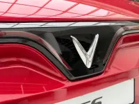 Neu VinFast VF 6 Plus 150 kW (204 PS) 2026 Crimson red SUV