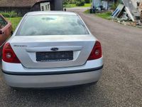Gebraucht Ford Mondeo 145 PS (106 kW) 2001 Silber Limousine