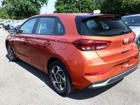 Neu Hyundai i30 Advantage 101 PS (74 kW) 2025 Grau Limousine