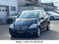 Gebraucht Mercedes A160 95 PS (69 kW) 2010 Schwarz Limousine
