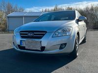 Usata Kia Ceed Basis 109 CV (80 kW) 2007 Argento Utilitaria