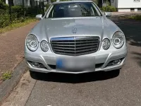 Gebraucht Mercedes E200 Classic 184 PS (135 kW) 2007 Silber Limousine