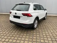 Gebraucht VW Tiguan Move 150 PS (110 kW) 2023 Pure white SUV