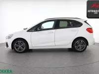 Gebraucht BMW 220 Active Tourer Performance 178 PS (130 kW) 2021 Alpinweiss Van / Kleinbus