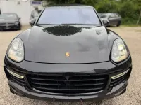 Gebraucht Porsche Cayenne Chrono 441 PS (324 kW) 2016 Schwarz SUV