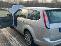 Second-hand Ford Focus 101 CP (74 kW) 2009 Argintiu Break