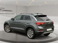 Gebraucht VW T-Roc Goal 150 PS (110 kW) 2024 Grau (indiumgrau metallic) SUV
