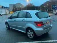 Gebraucht Mercedes B160 95 PS (69 kW) 2009 Silber Kleinwagen