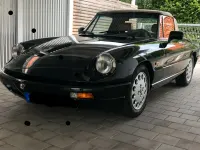 Gebraucht Alfa Romeo Spider 120 PS (88 kW) 1990 Schwarz Cabrio
