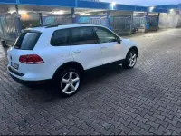 Gebraucht VW Touareg 205 PS (150 kW) 2015 Weiß SUV