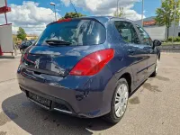 Gebraucht Peugeot 308 Tendance 120 PS (88 kW) 2009 Schwarz Limousine