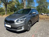 Gebraucht Kia Carens Spirit 141 PS (103 kW) 2016 Silber Van / Kleinbus