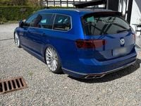 Gebraucht VW Passat R-line 190 PS (139 kW) 2020 Blau Kombi