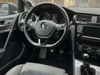 Gebraucht VW Golf VII Highline 125 PS (91 kW) 2015 Grau Kleinwagen