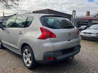 Gebraucht Peugeot 3008 Active 156 PS (114 kW) 2012 Silber Kombi