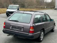 Gebraucht Mercedes 200 136 PS (100 kW) 1993 Violet Kombi
