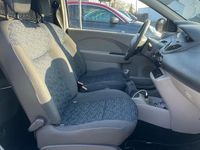 Second-hand Renault Twingo 58 CP (42 kW) 2009 Alb Hatchback