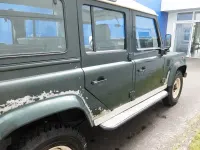 Gebraucht Land Rover Defender 113 PS (83 kW) 1998 Grün Kombi