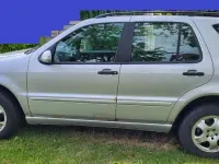 Gebraucht Mercedes ML270 163 PS (119 kW) 2003 Silber SUV