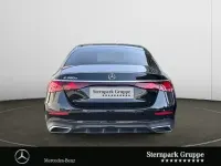 Gebraucht Mercedes E300 AMG 333 PS (244 kW) 2025 Lack obsidianschwarz Limousine
