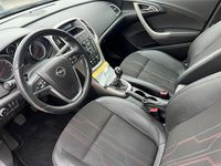 Gebraucht Opel Astra 101 PS (74 kW) 2013 Schwarz Limousine