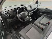 Gebraucht Opel Vivaro Edition 120 PS (88 kW) 2023 Weiß Van / Kleinbus