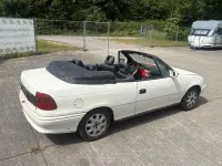 Używany Opel Astra Cabriolet 75 KM (55 kW) 1997 Biały Kabriolet