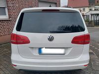 Gebraucht VW Sharan 140 PS (102 kW) 2012 Weiß Van / Kleinbus