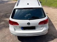 Usata VW Passat 140 CV (102 kW) 2013 Bianco Station wagon