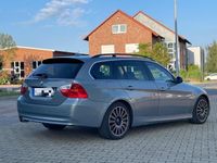 gebraucht BMW 325 e91 d M57 *Panoramaschiebedach*